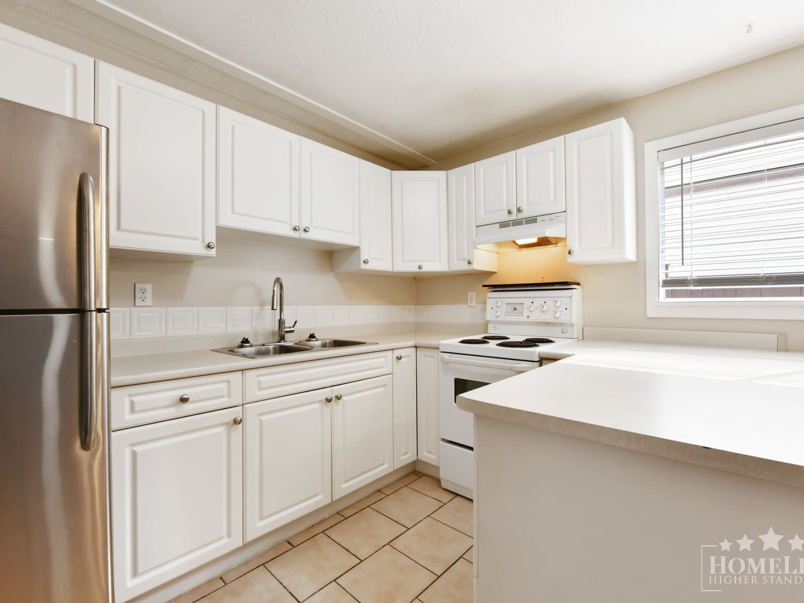 20844 Douglas Cres - B — B - Photo 5