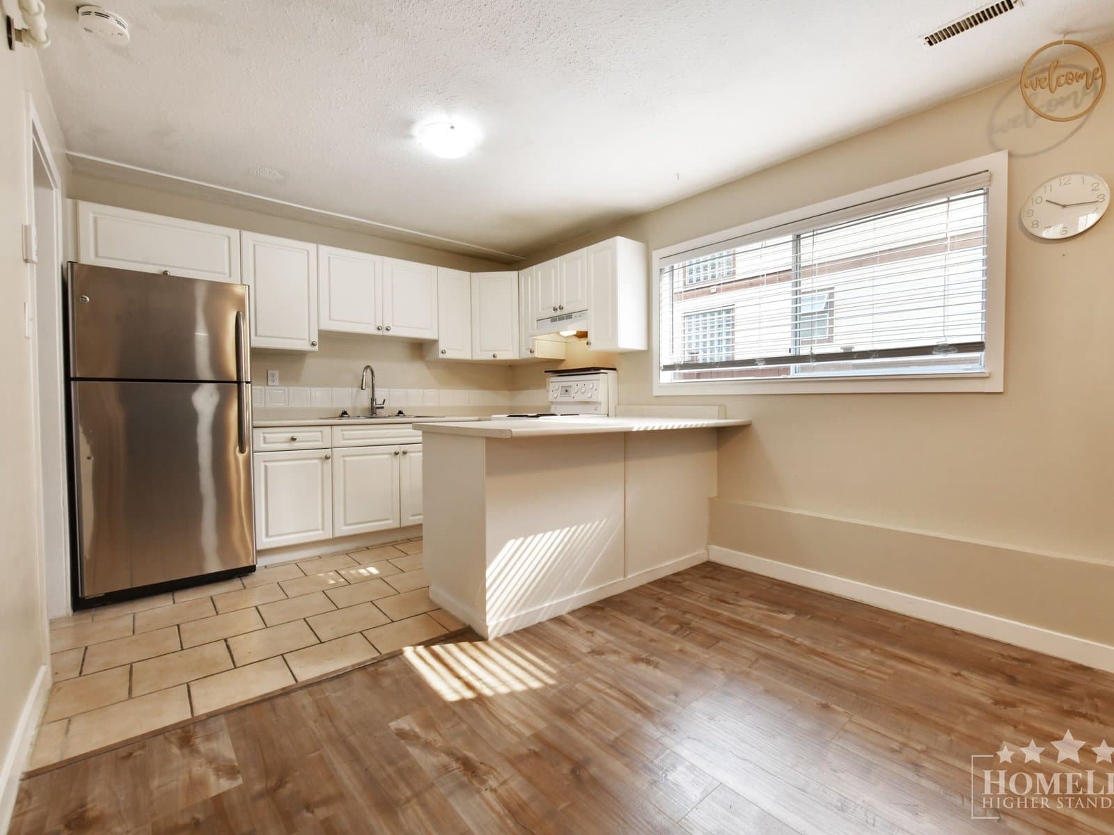 20844 Douglas Cres - B — B - Photo 6