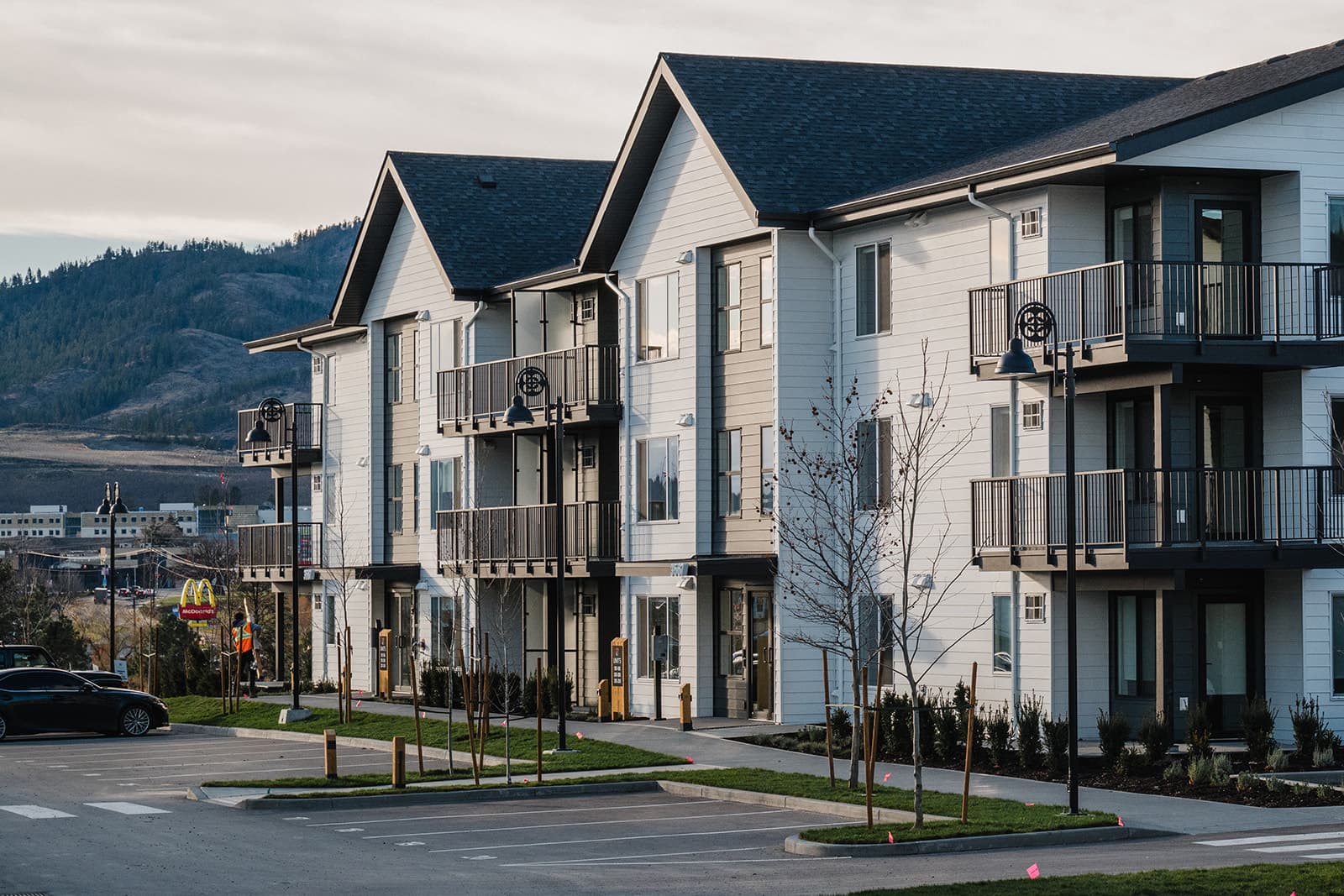 EXTRA-LARGE 2-Bed 2-Bath RENTAL Apartment in Westbank