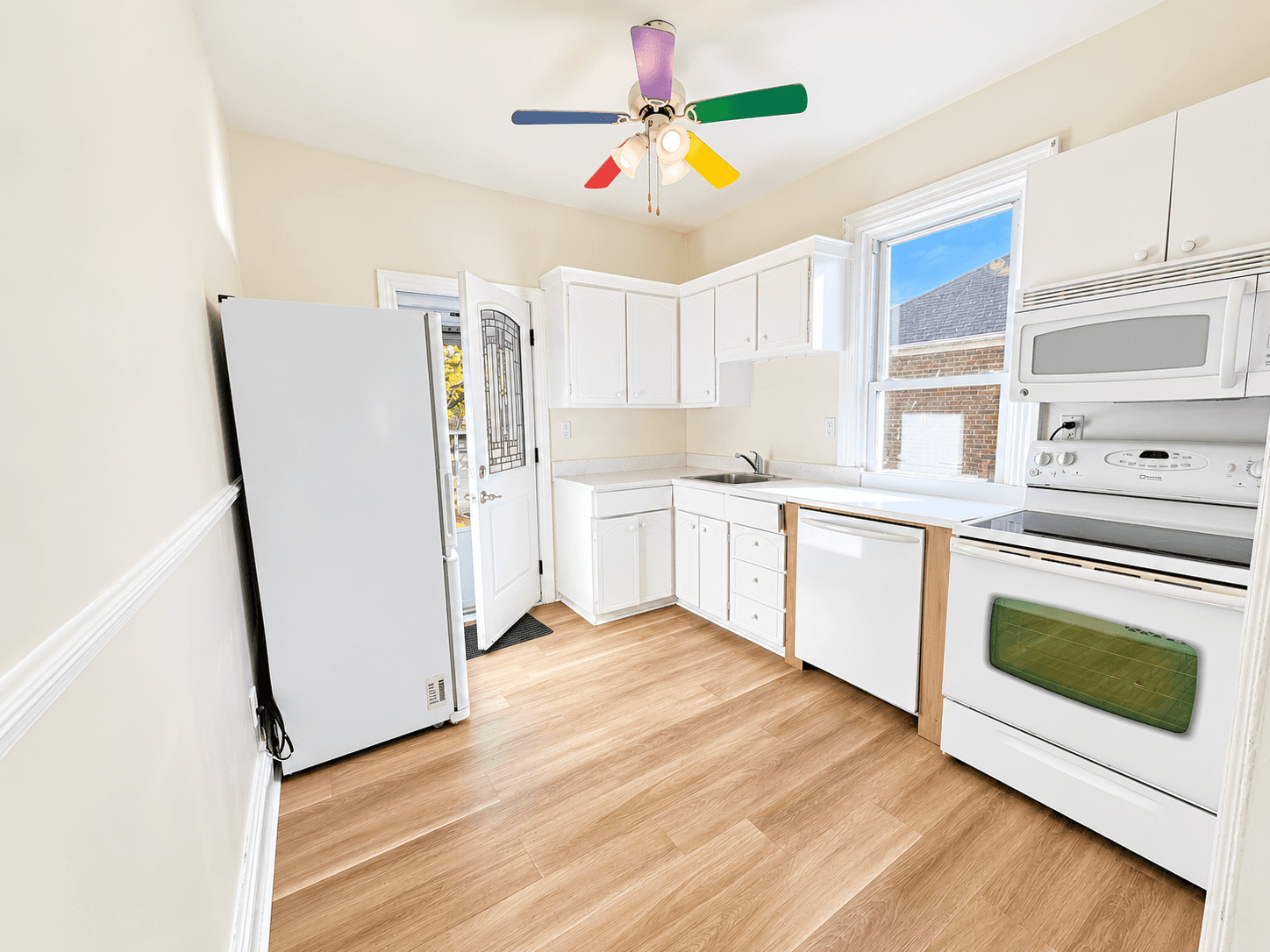 14 Brucedale St W - Photo 11