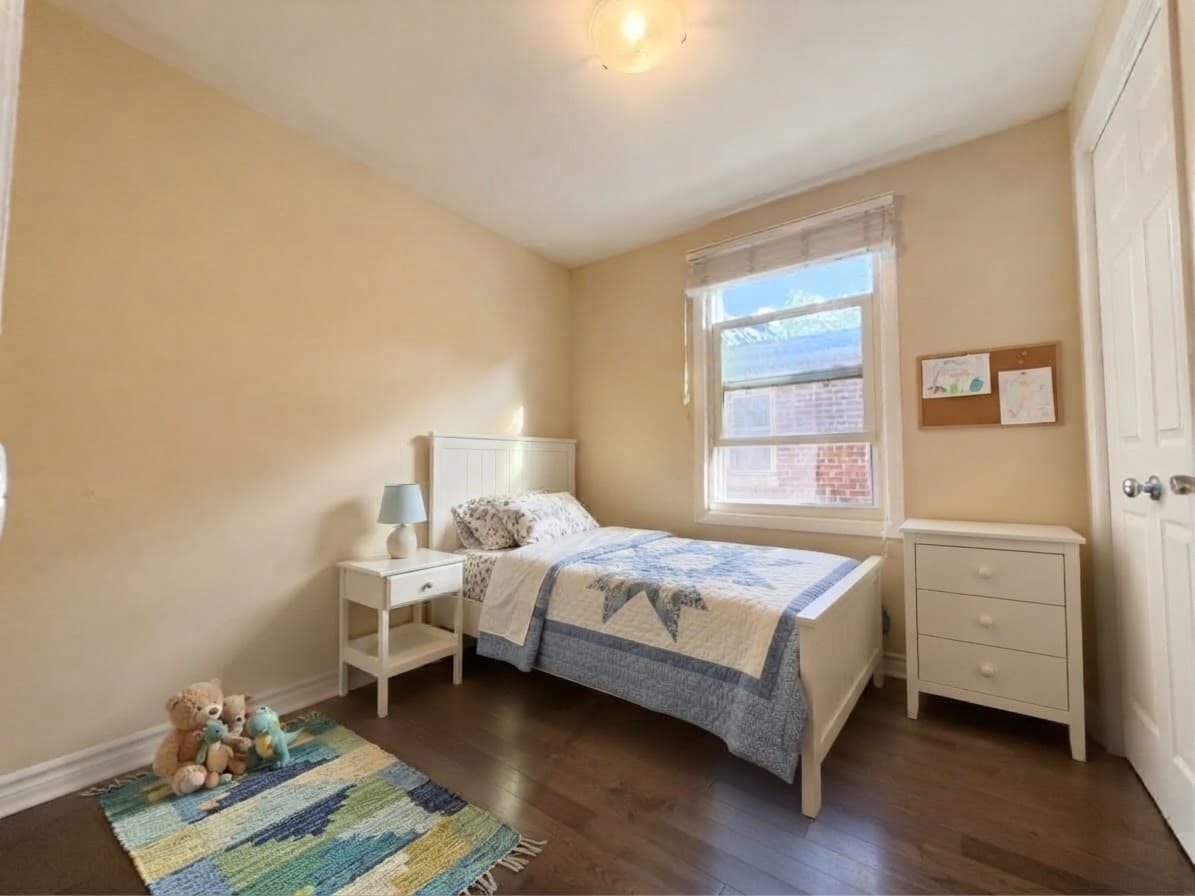 176 Howland Ave - 201 - Photo 18