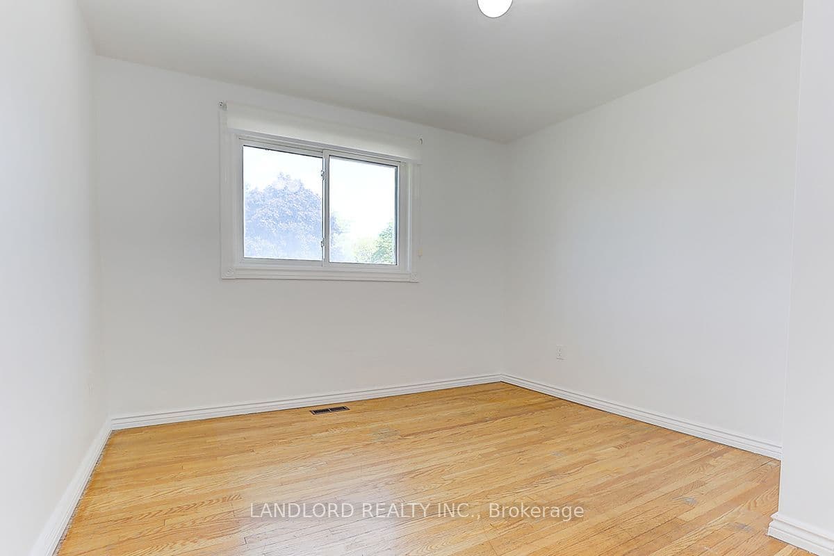 21 Pineway Blvd - Photo 24