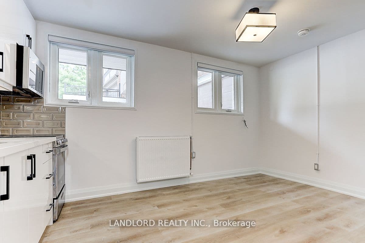 2520 Bloor St W - 23 - Photo 6