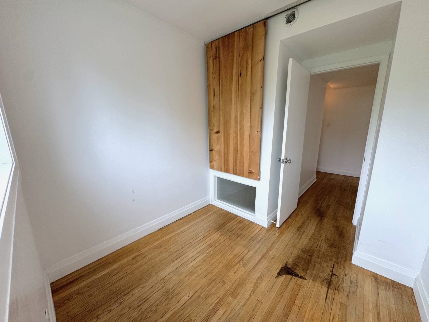 1175 Queen St E - B - Photo 19