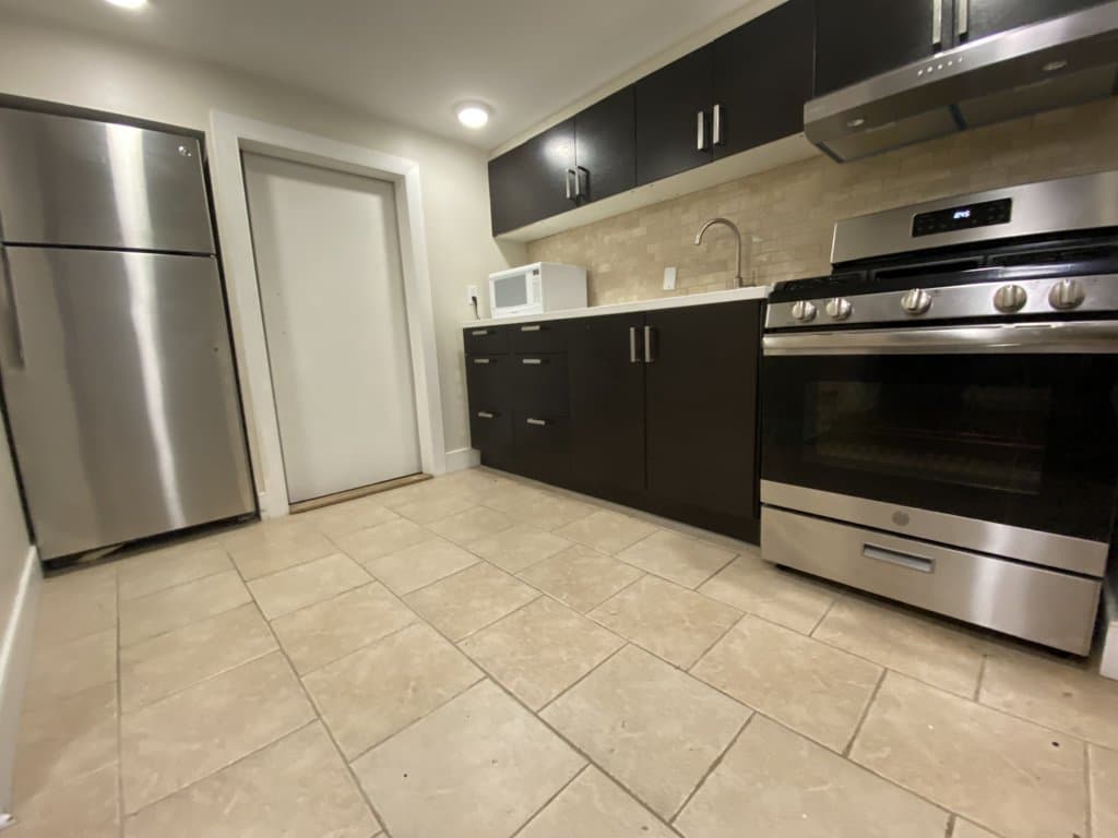 14 Claremont St - BSMT - Photo 10