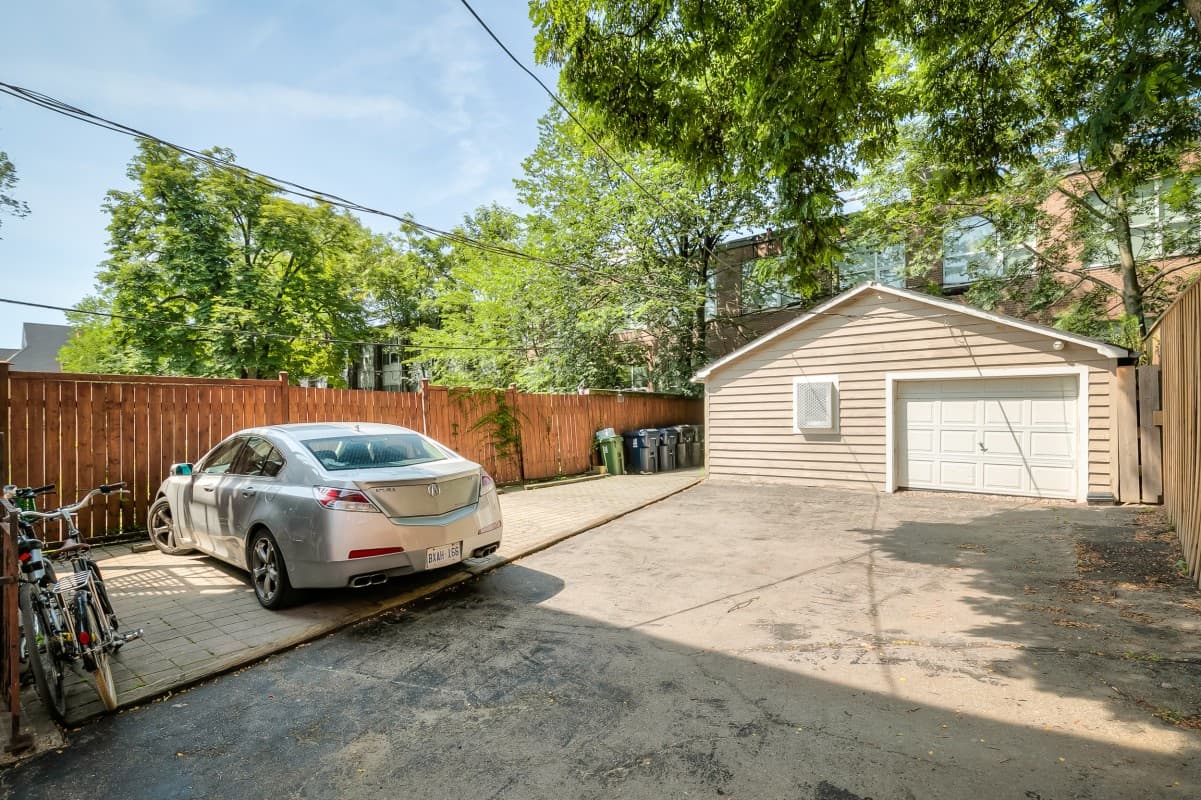 198 Dunn Ave - 402 - Photo 18