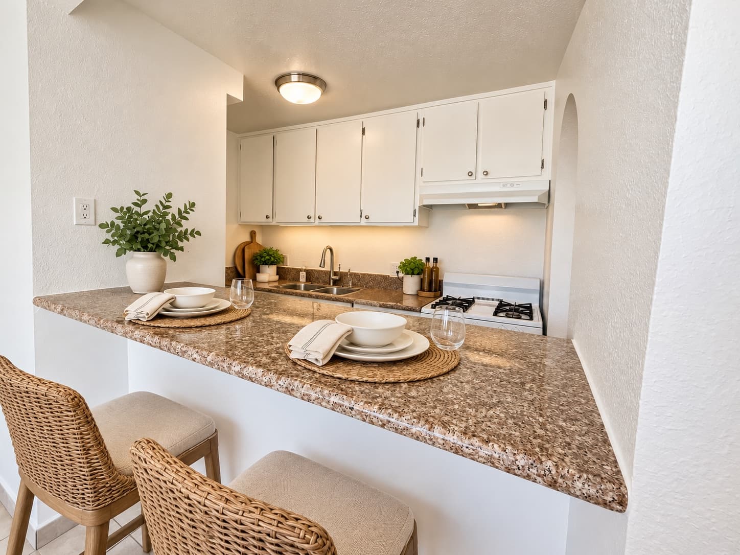 6961 Whitsett Studio Apartment - Photo 4