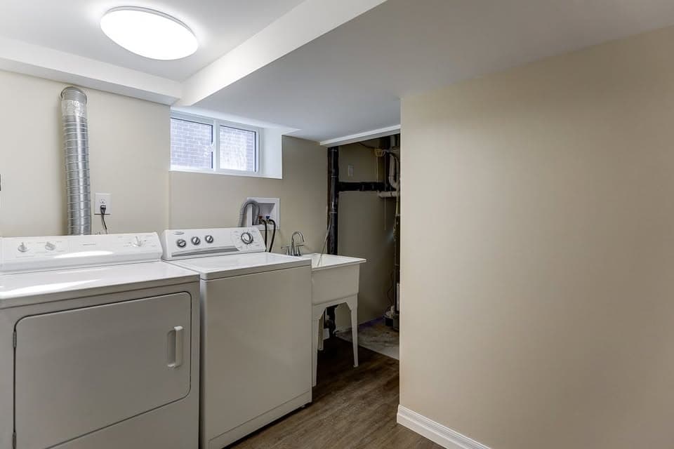 Hibbert Basement Unit - Photo 10