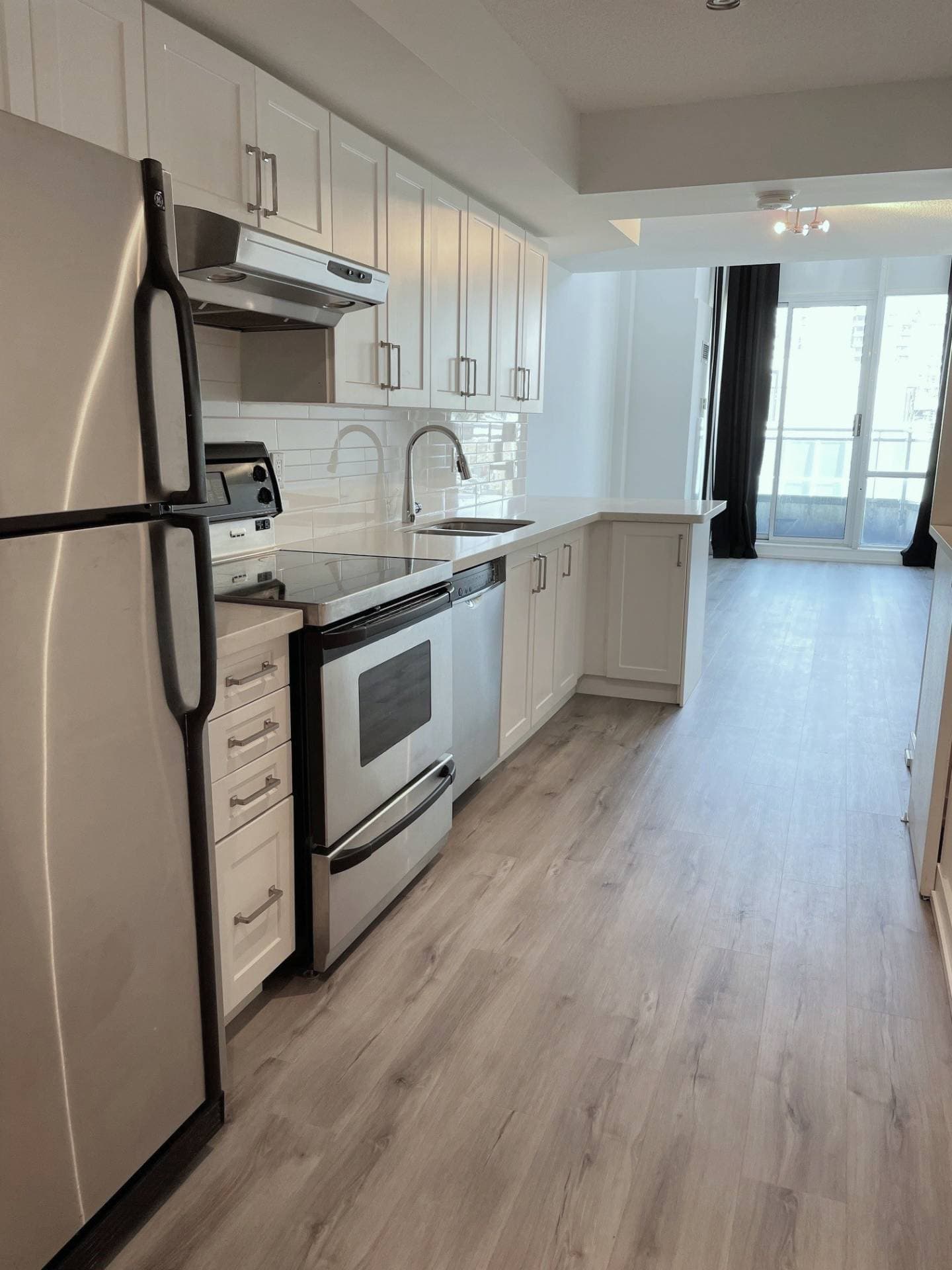 77 Lombard St - LPH2 - Photo 8