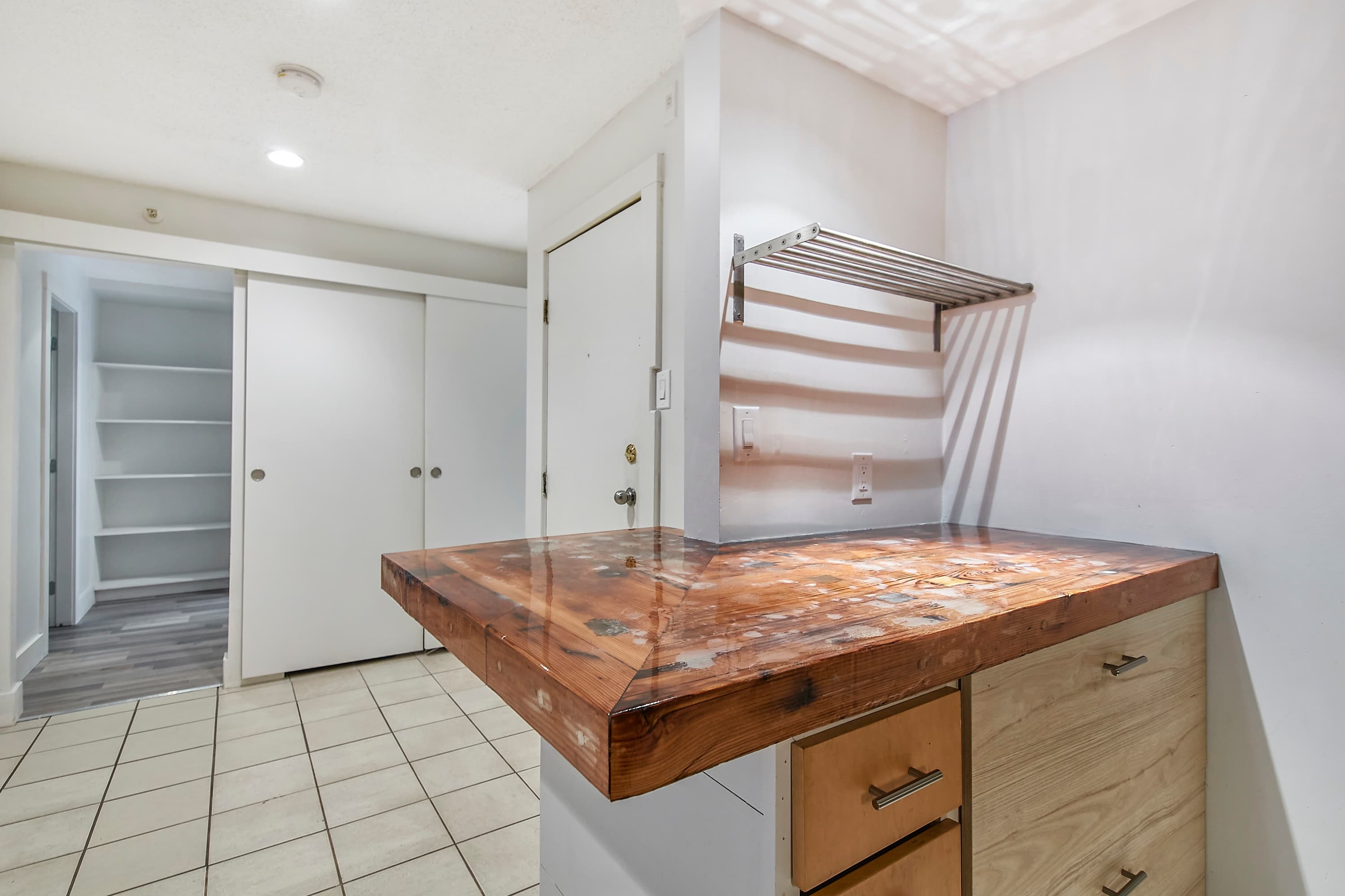 110-1500 Pendrell - Photo 5