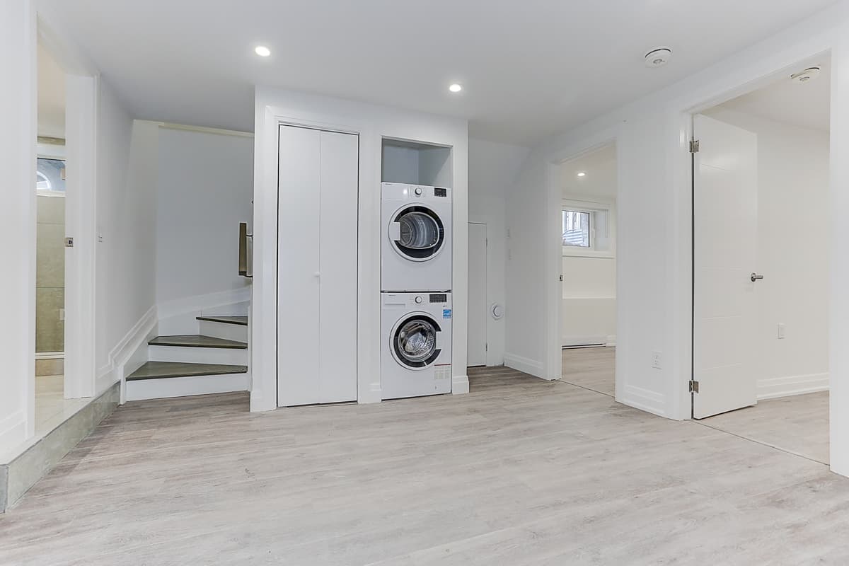 61 Clouston Ave - Lower - Photo 14