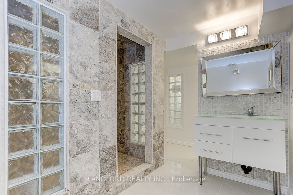 21 Pineway Blvd - Photo 31