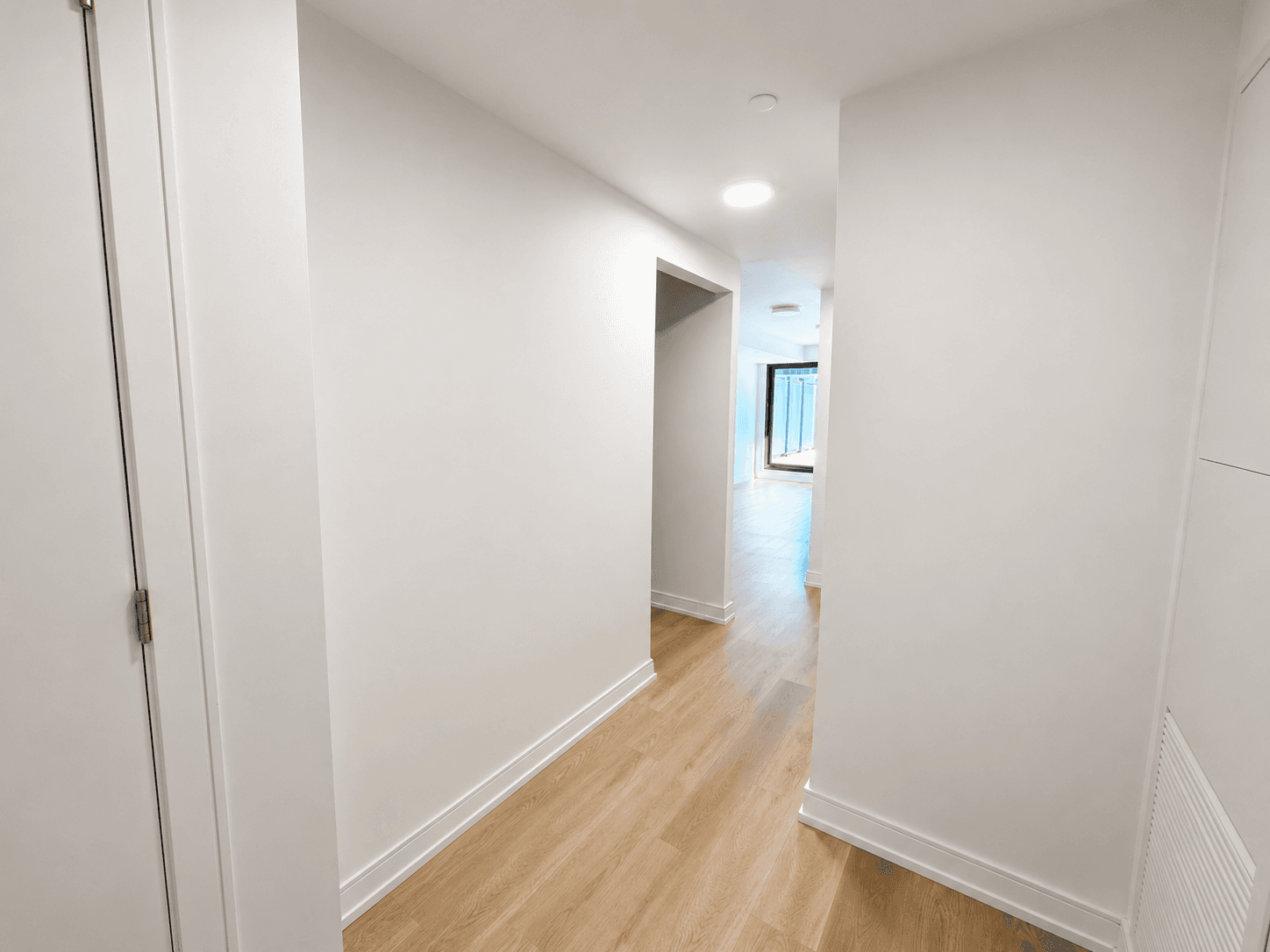 1 Jarvis St - Unit 323 - Photo 3