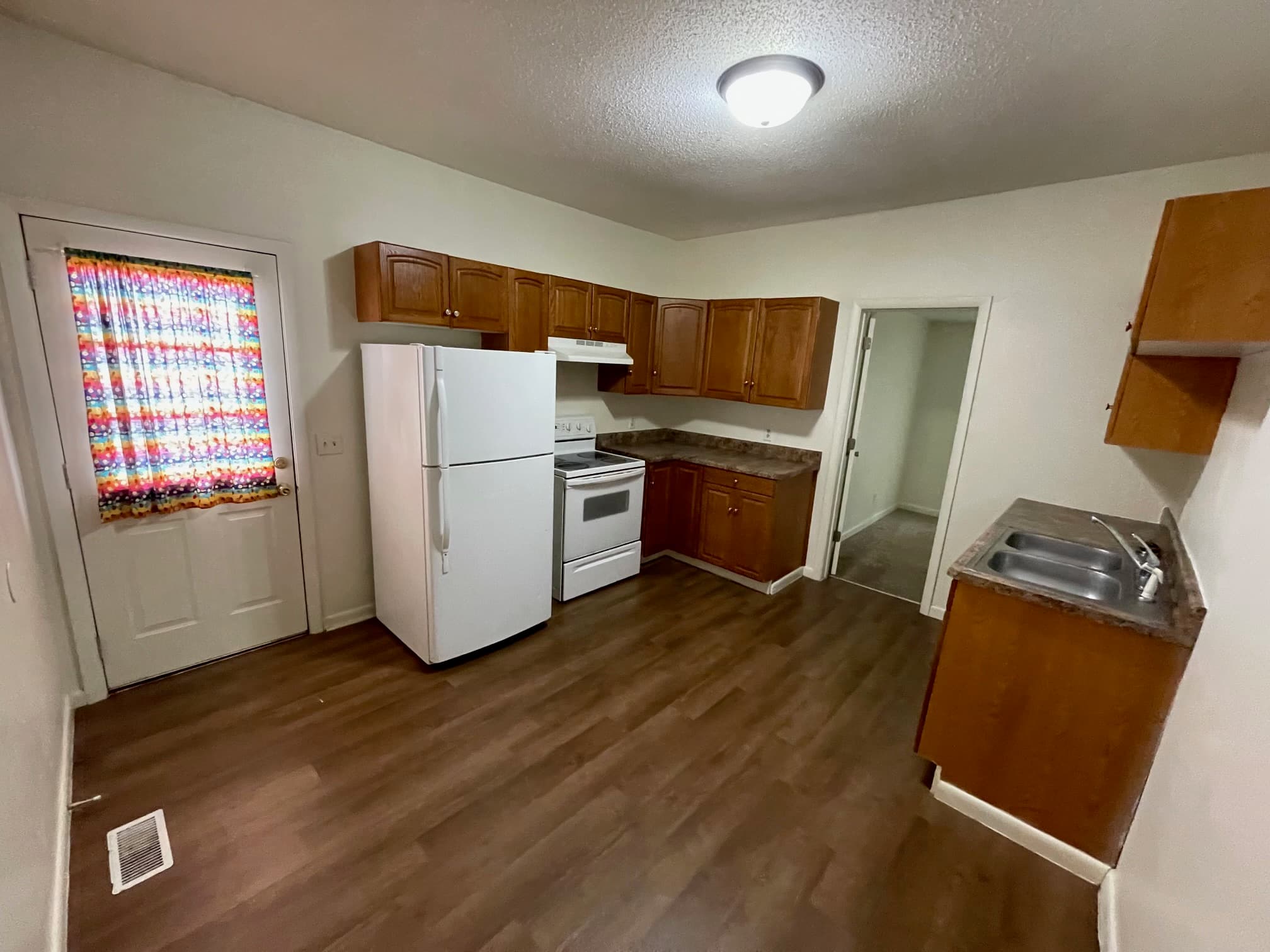 1052 N Ohio - Photo 4