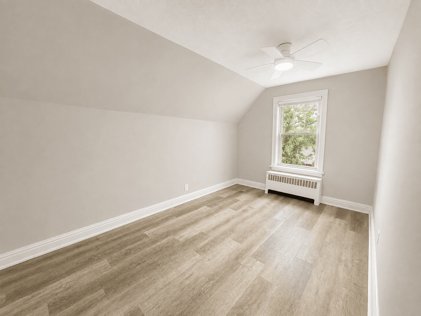 24 Crosthwaite Ave N - Photo 23