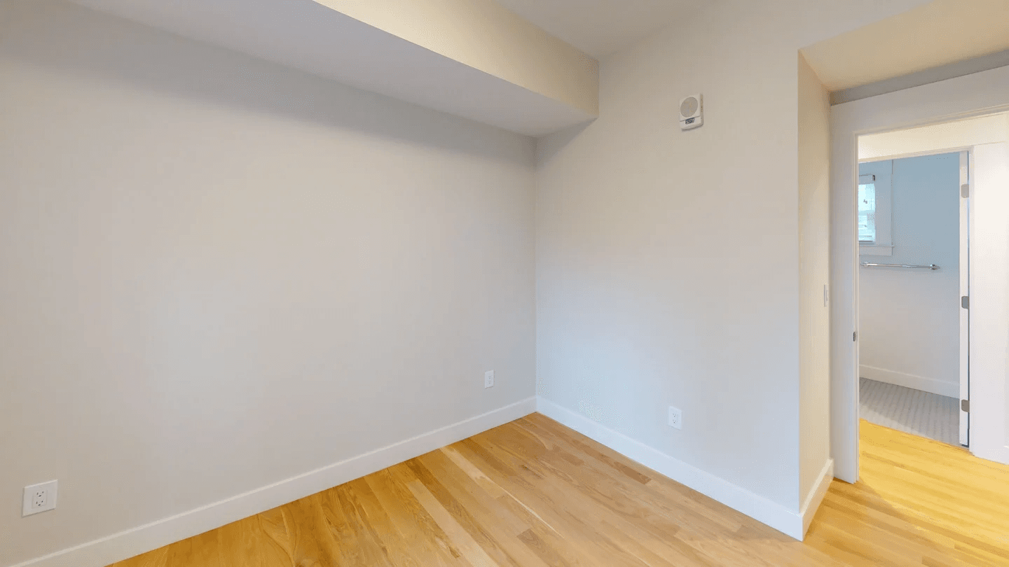 208-210 Banks - 3 - Photo 8