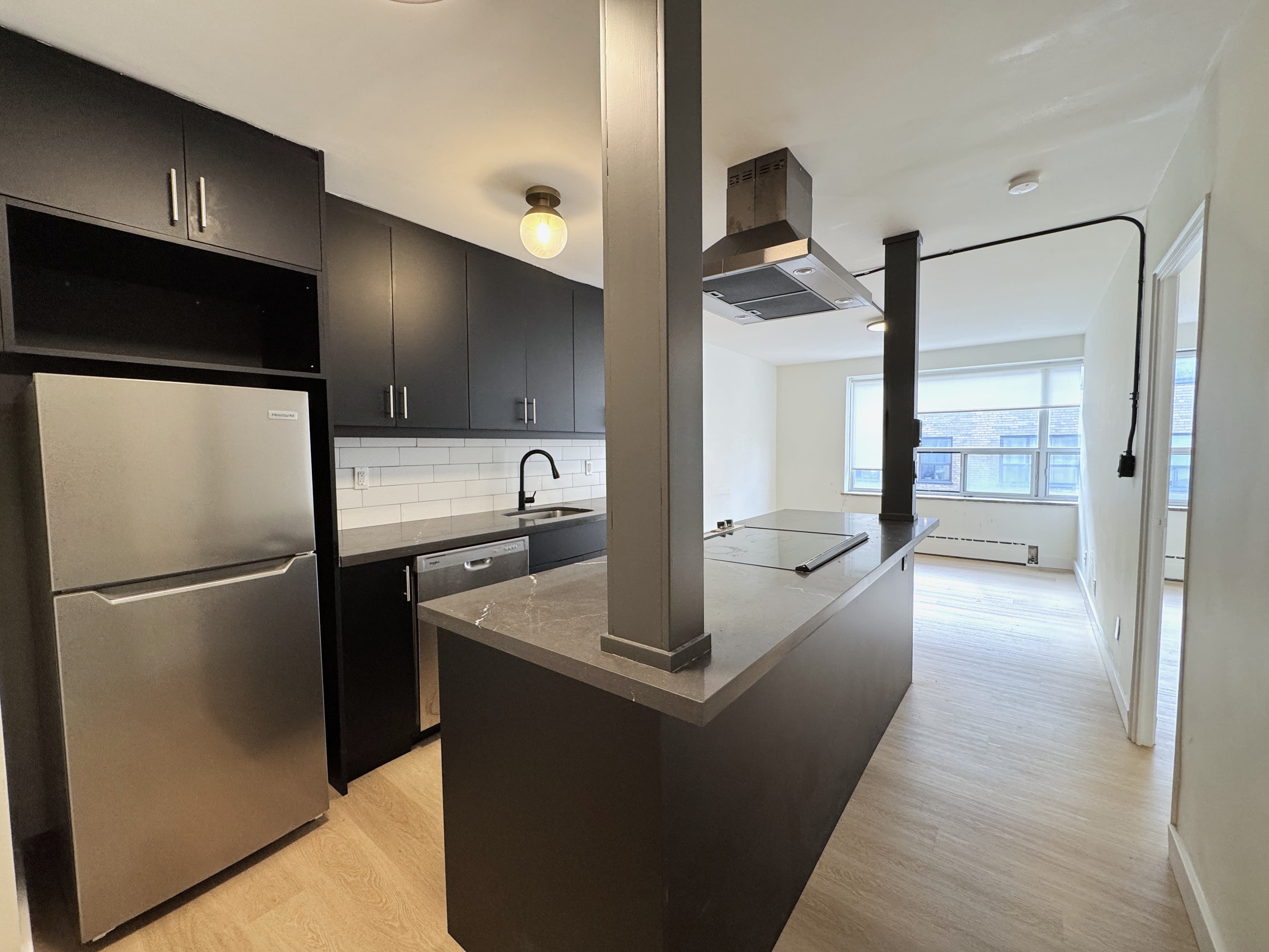 420 Eglinton Ave E - 508 - Photo 2