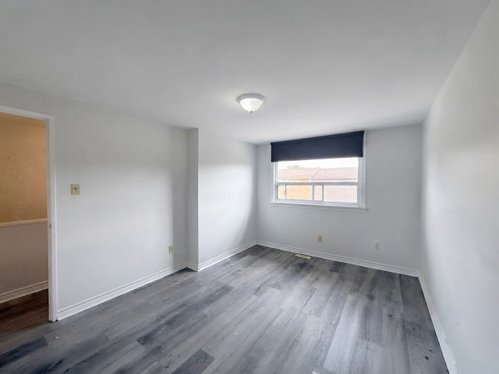 2830 Midland Ave - 48 - Photo 18