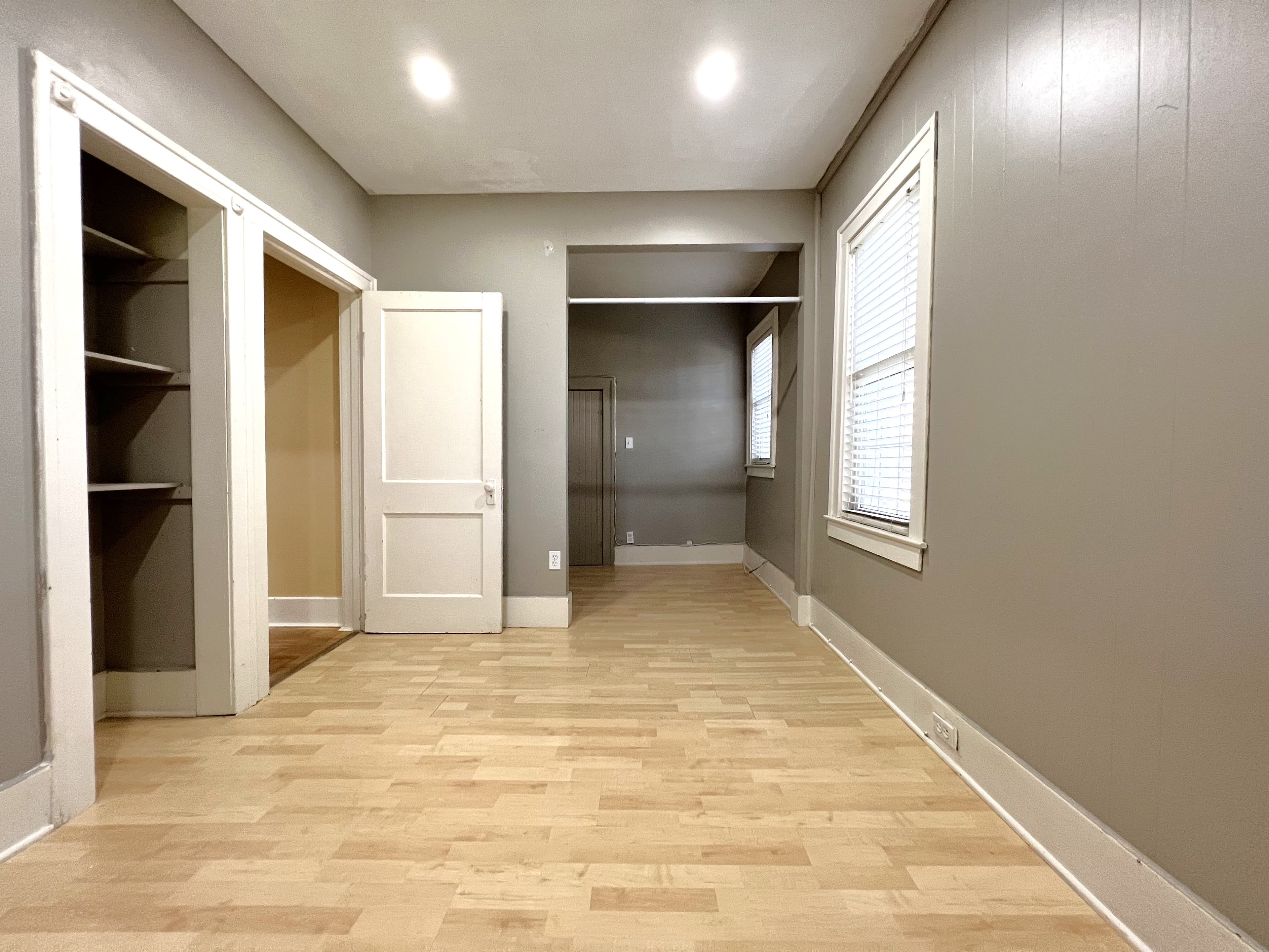 120 McEwan - Main Floor Unit - Photo 5
