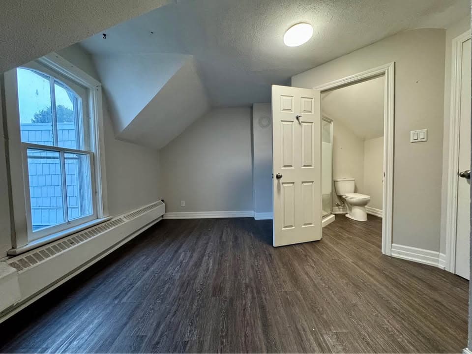 3-8 Peel St Barrie Ontario L4M 3K8 - Photo 4