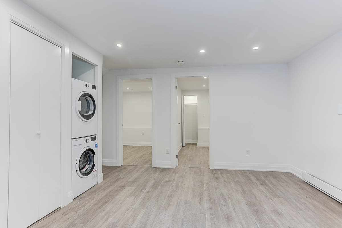 61 Clouston Ave - Lower - Photo 11