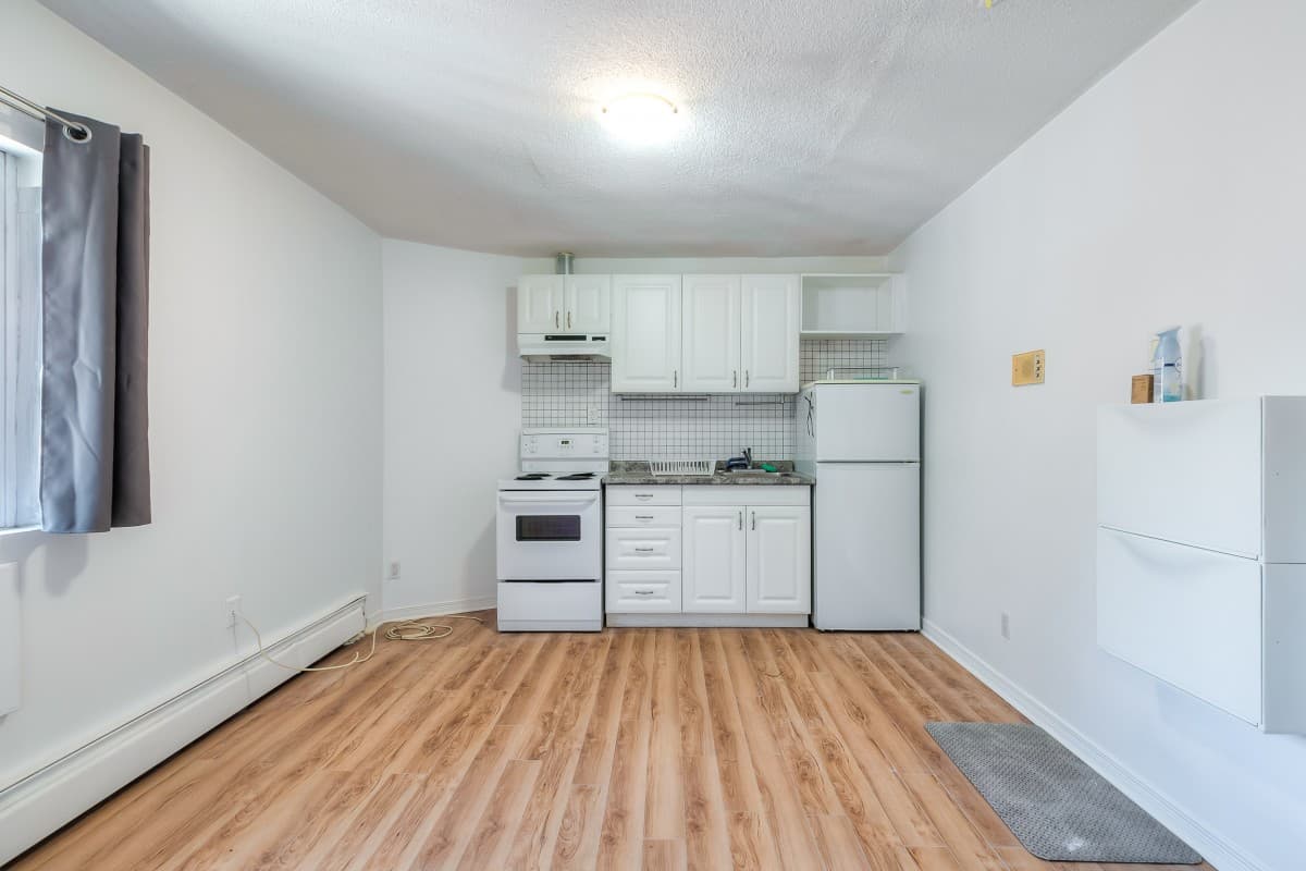 198 Dunn Ave - 402 - Photo 4