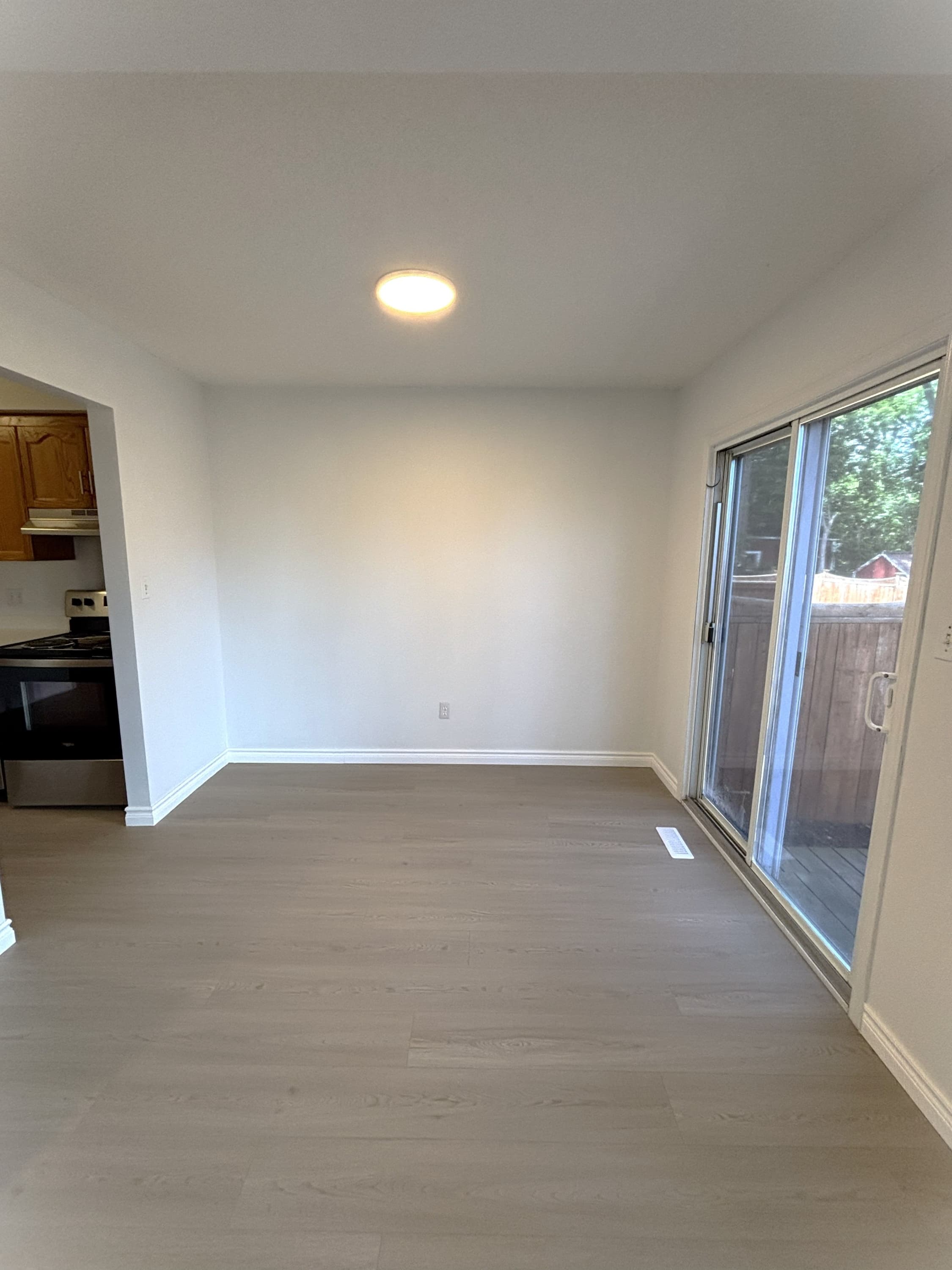 264 London Rd - Photo 3