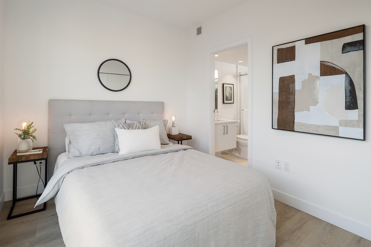 One53 - 2 Bed PROXY - Photo 20