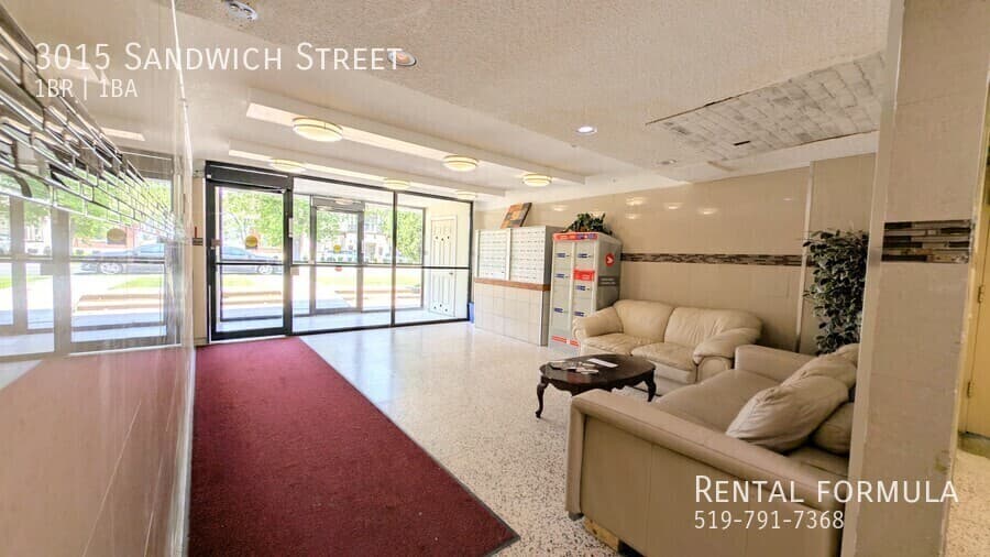 3015 Sandwich St - Photo 3