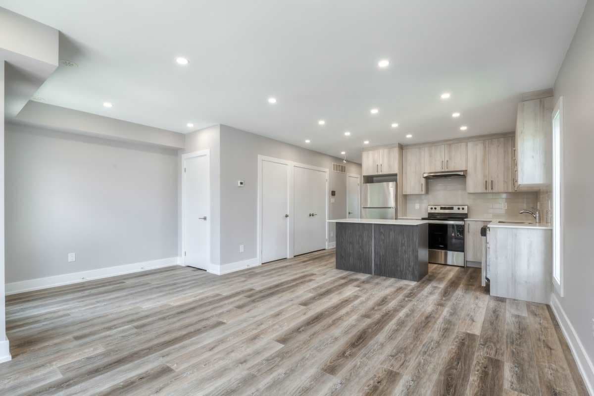 53 Rockcliffe Blvd - 3 - Photo 4