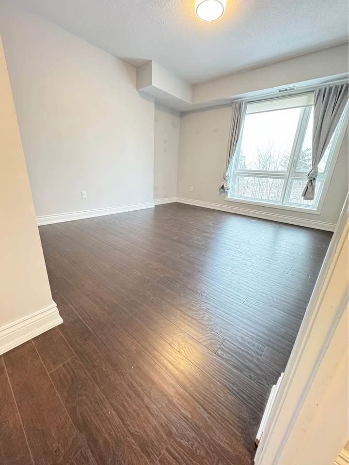 401 - 304 Essa Road - Photo 18