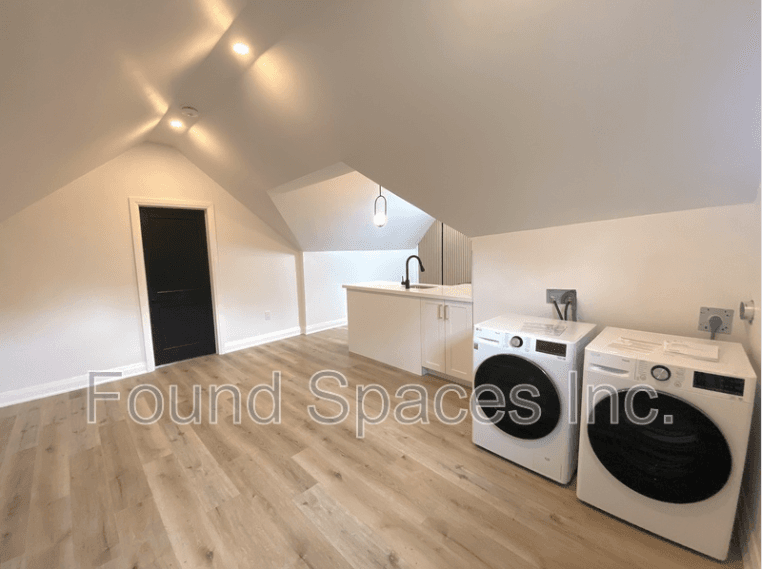 210 Burlington St - Unit 2 - Photo 3