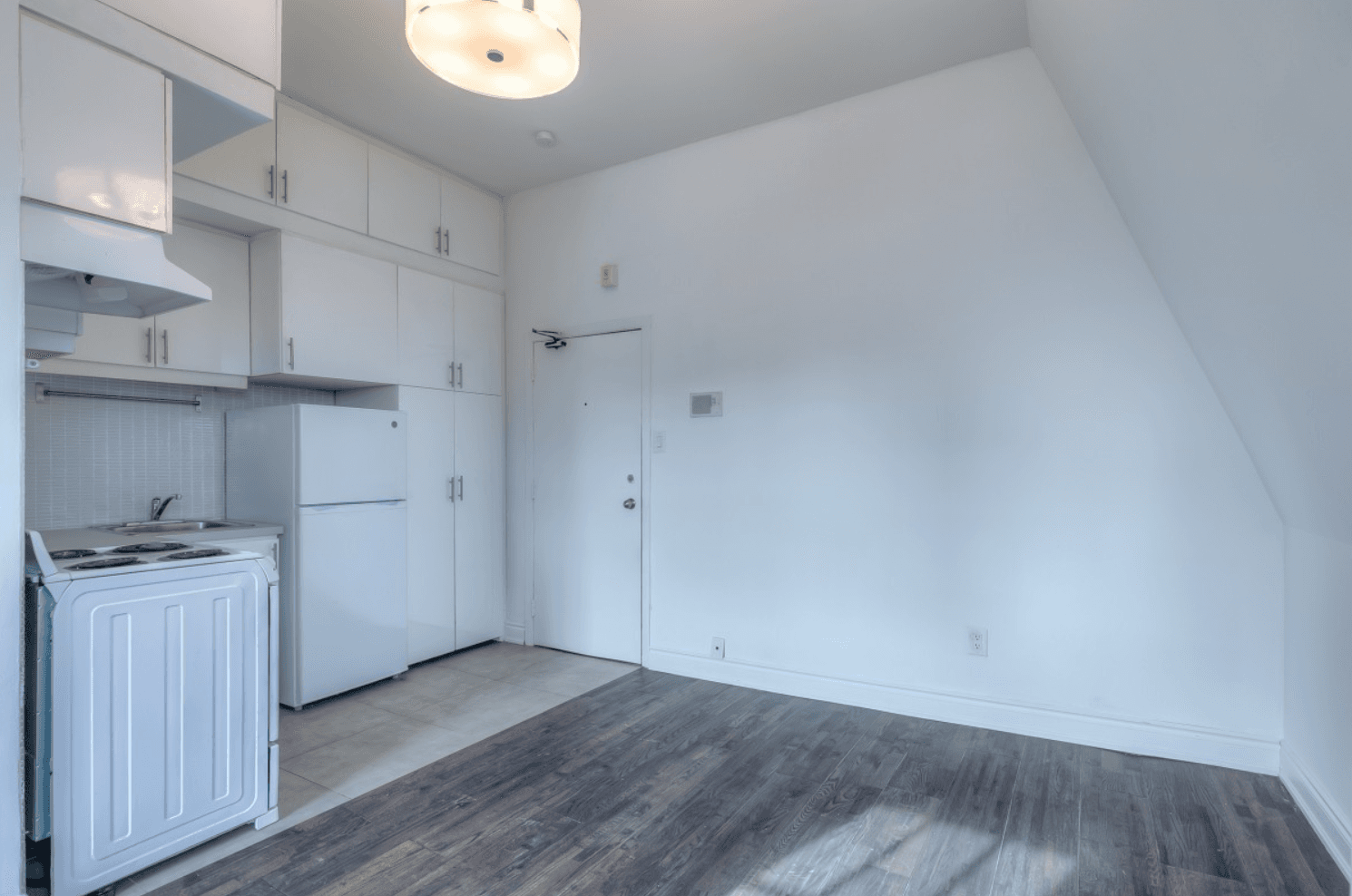 181 Gerrard St E - 404 - Photo 9