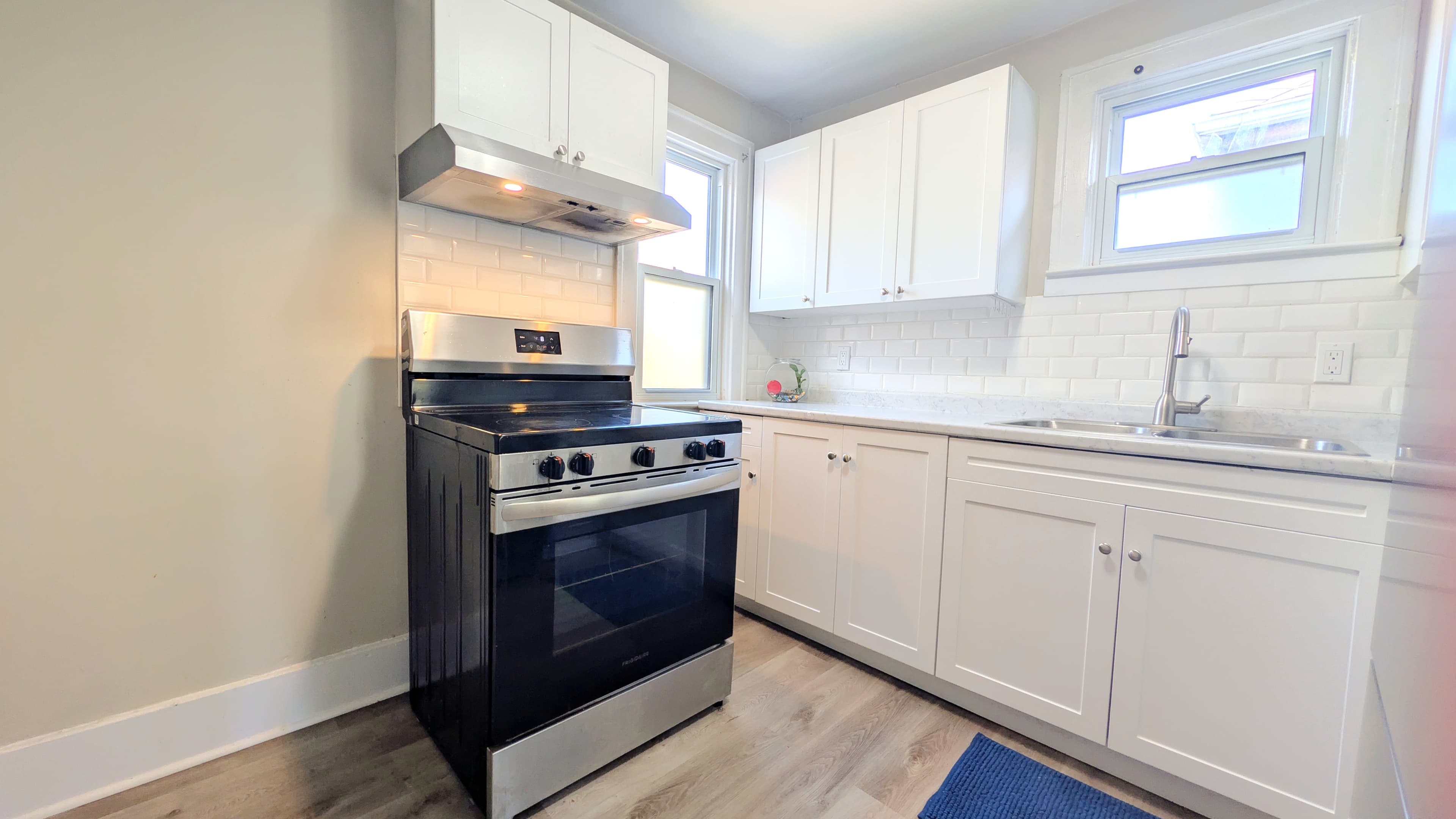 1580 Dufferin - Upper - Photo 11