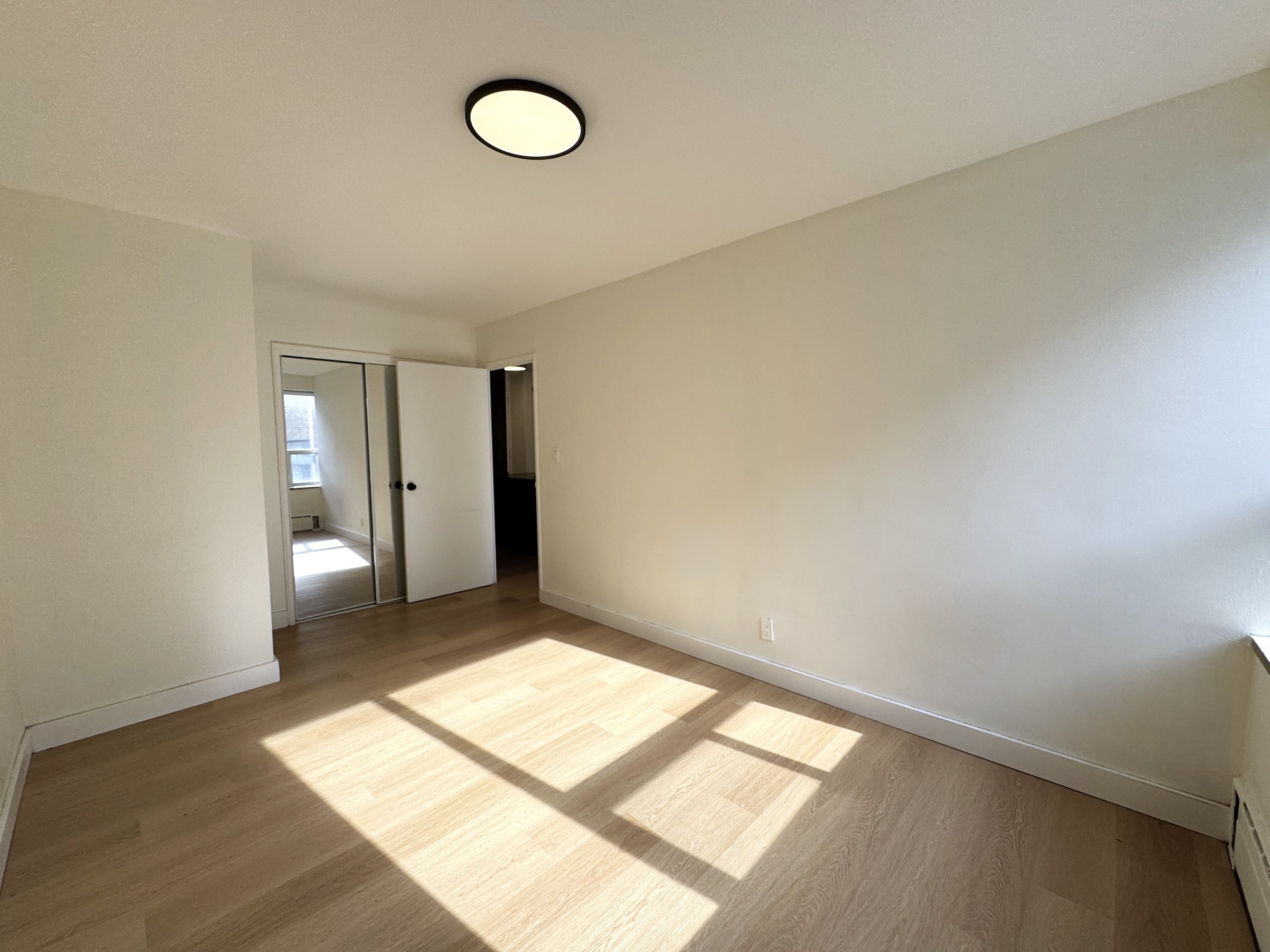 420 Eglinton Ave E - 508 - Photo 9