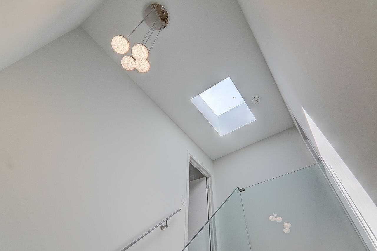 115 Livingstone Ave - Upper - Photo 27
