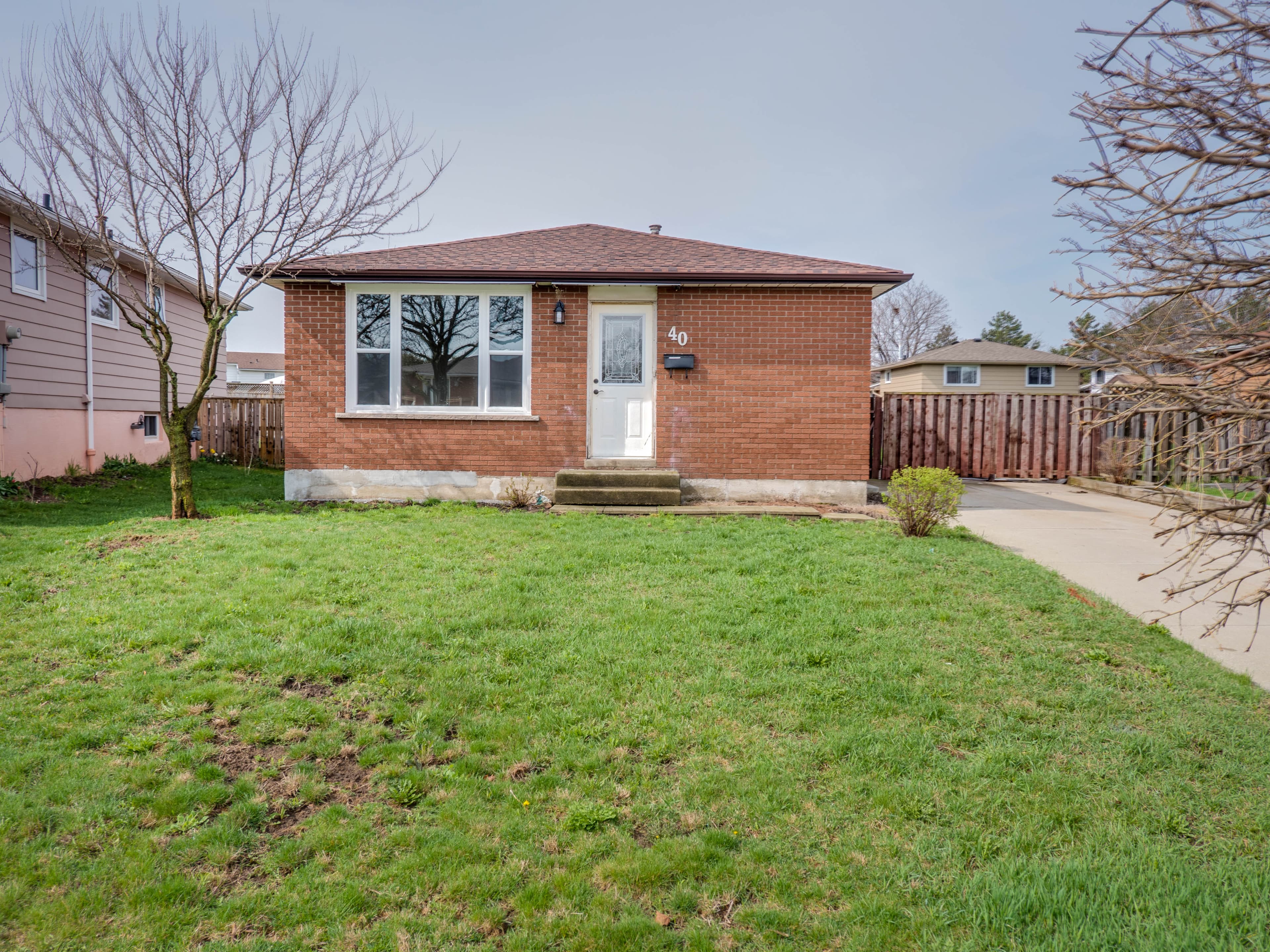 40 Laird Drive Hamilton ON L8T 4L7