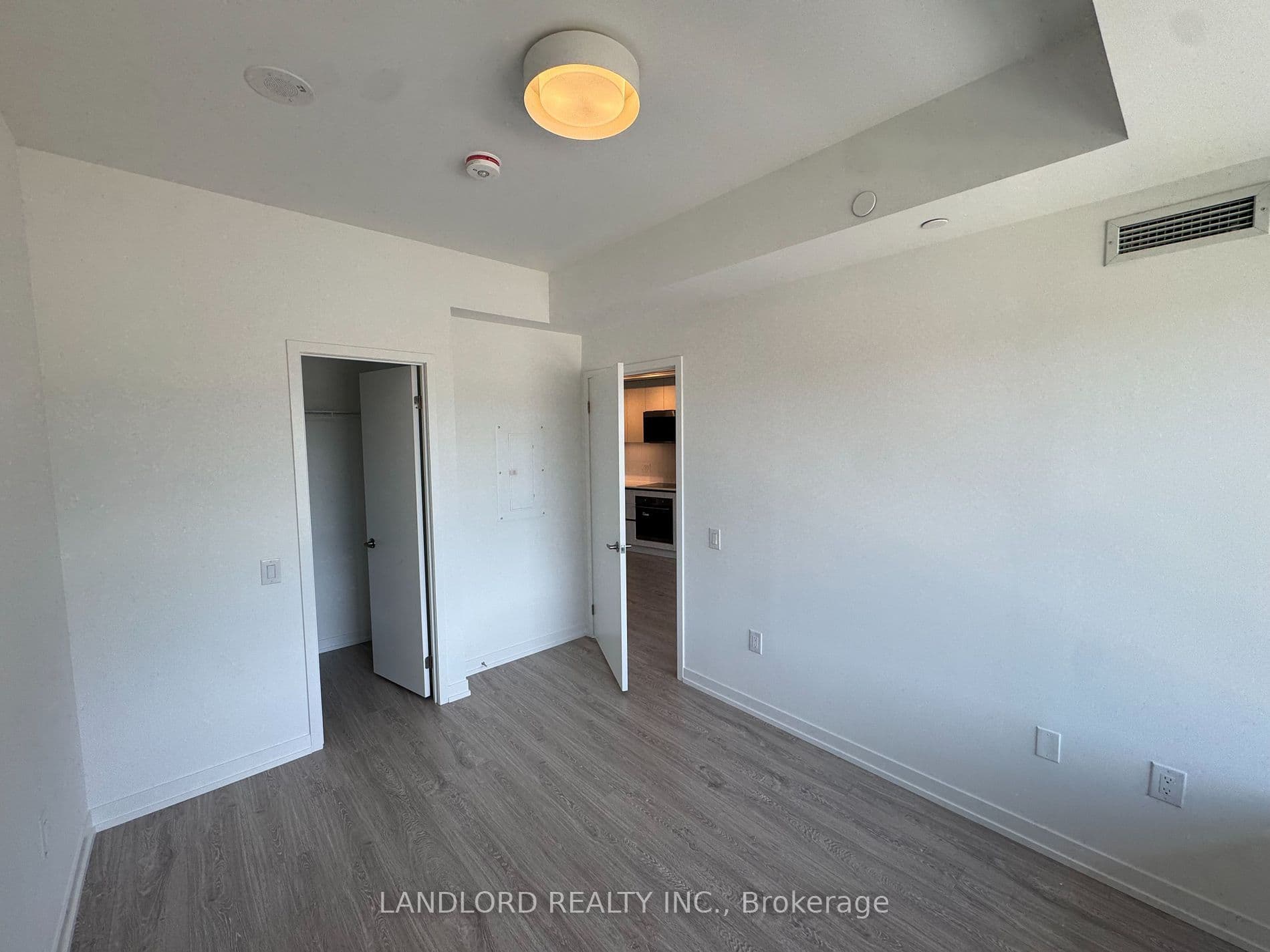 2485 Eglinton Ave W - 321 - Photo 15