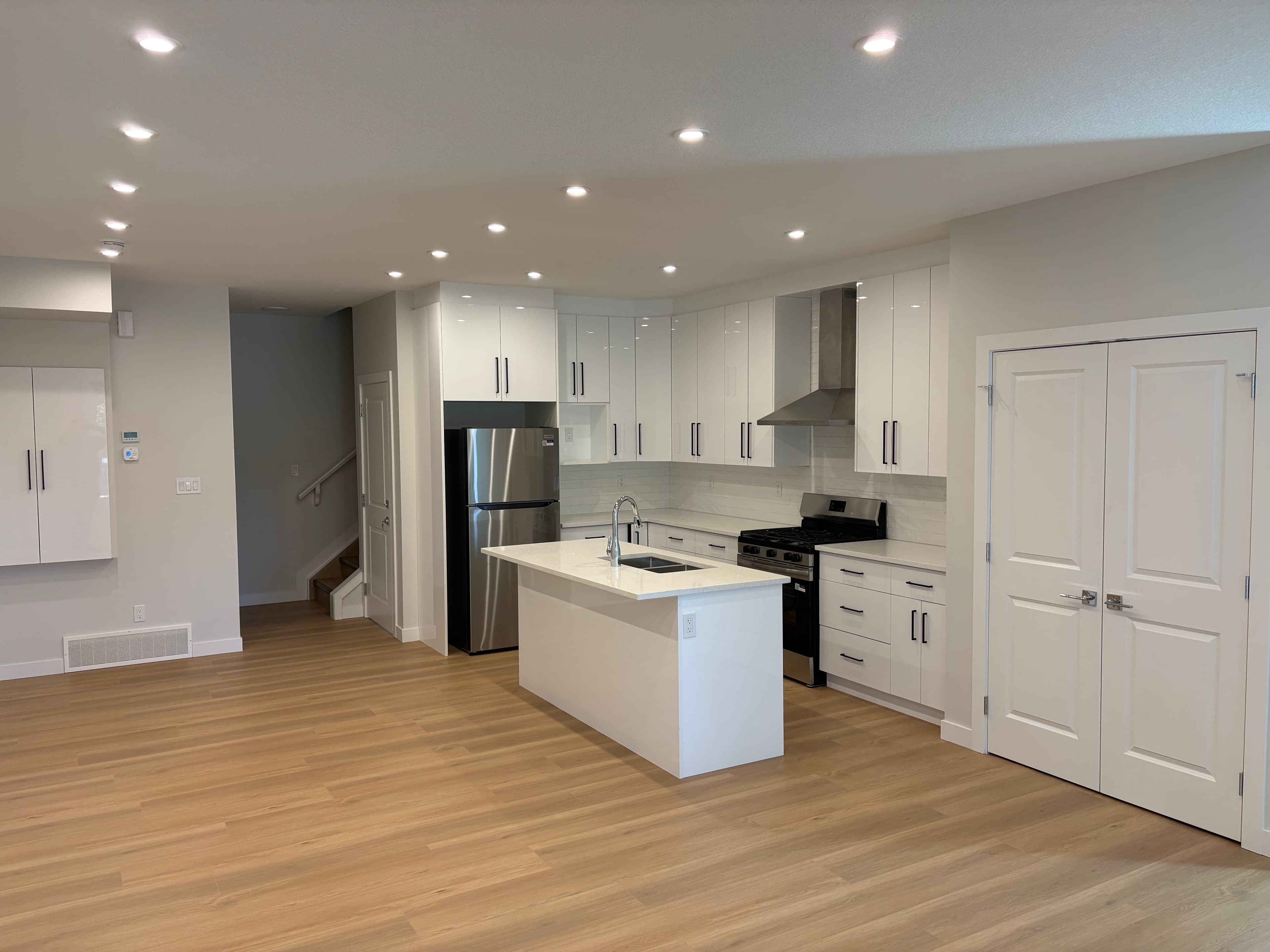 12337 85 Street Upper