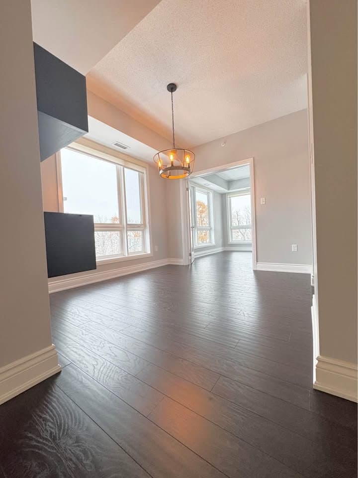401 - 304 Essa Road - Photo 4
