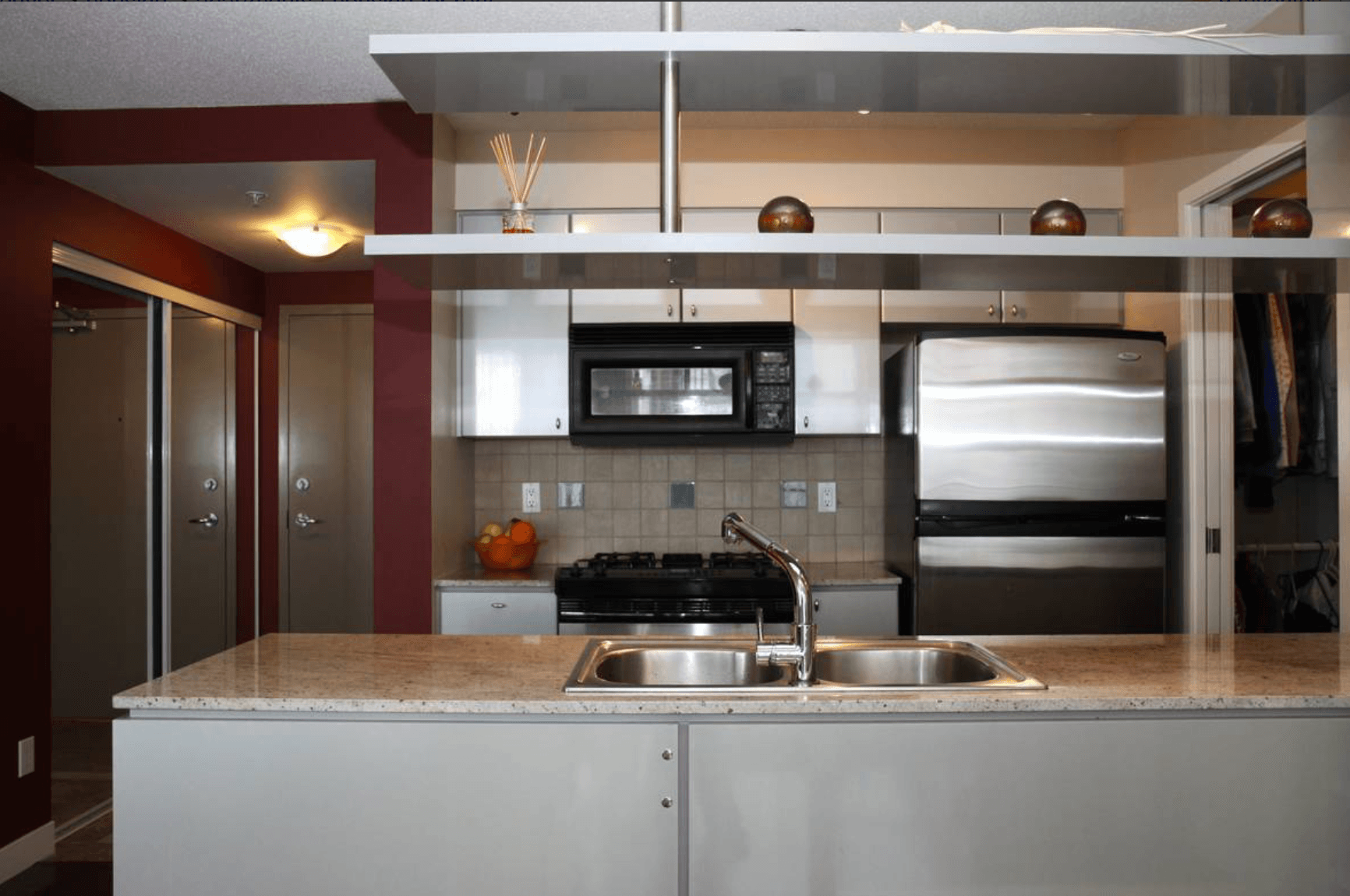 Enjoy first class amenities at Azura - Photo 9