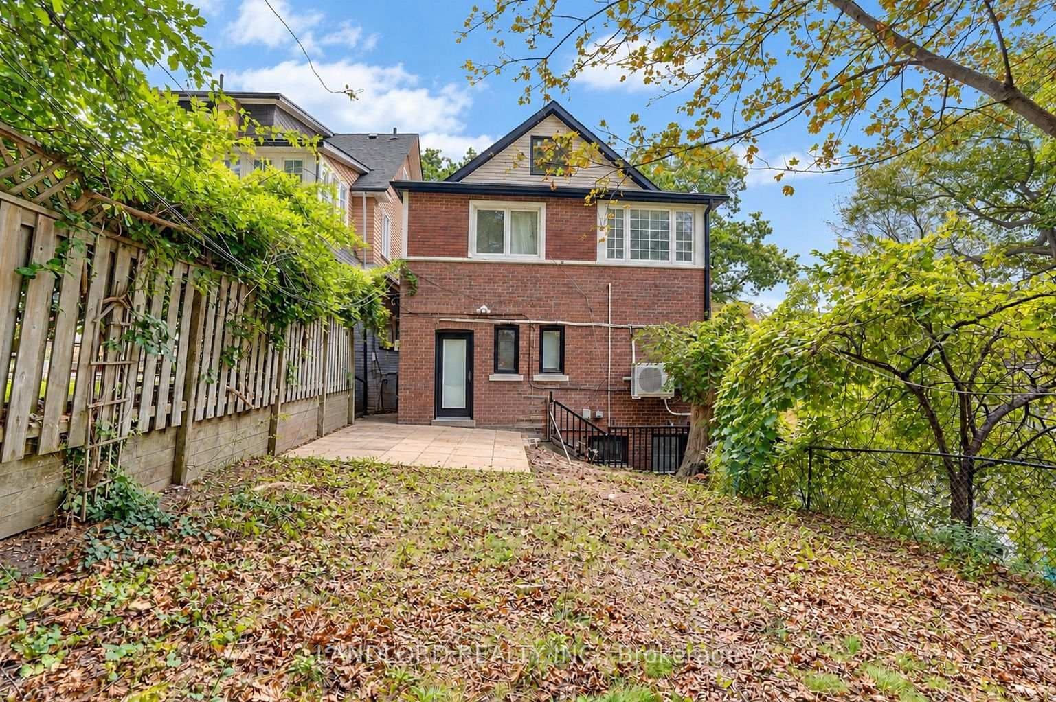 92 Neville Park Blvd - 1 - Photo 16