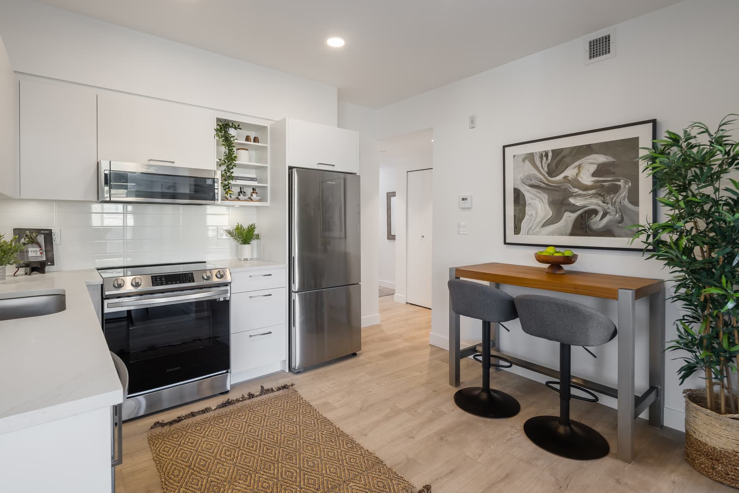 One53 - 2 Bed PROXY - Photo 7