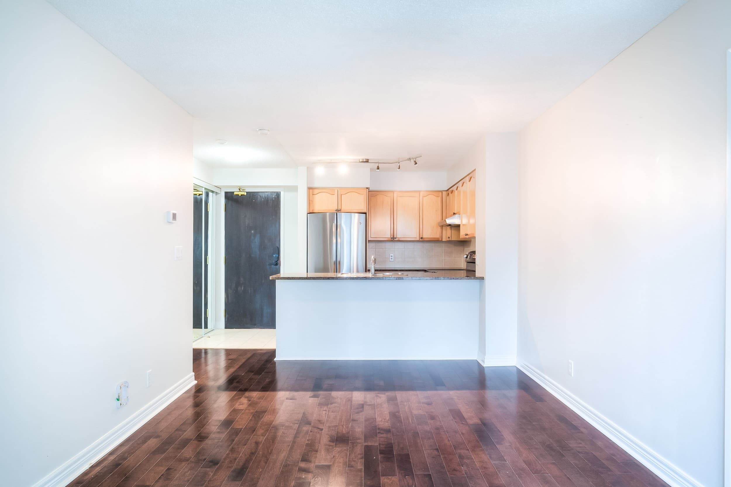 23 Hollywood Ave - 1803 - Photo 8