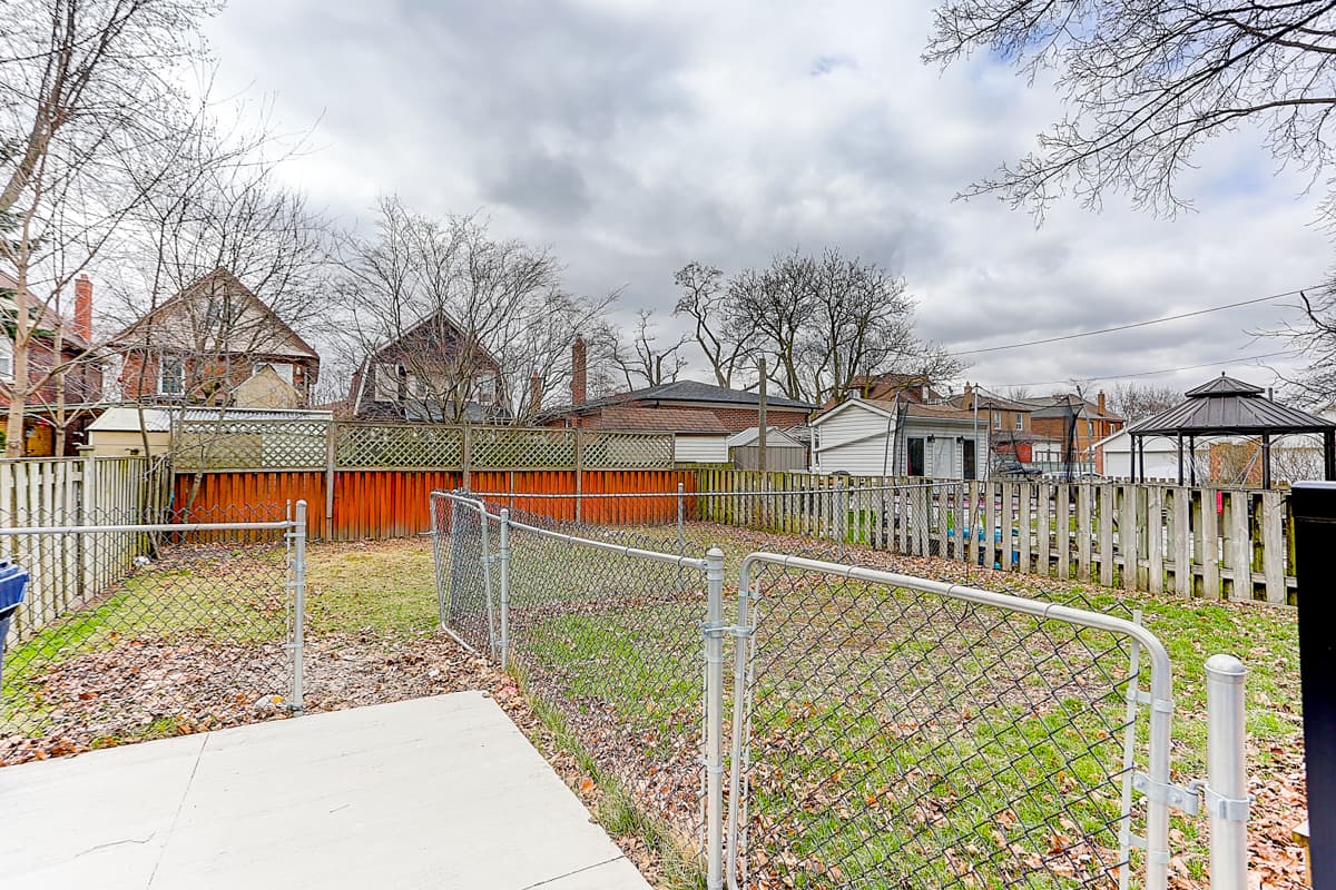 61 Clouston Ave - Lower - Photo 24