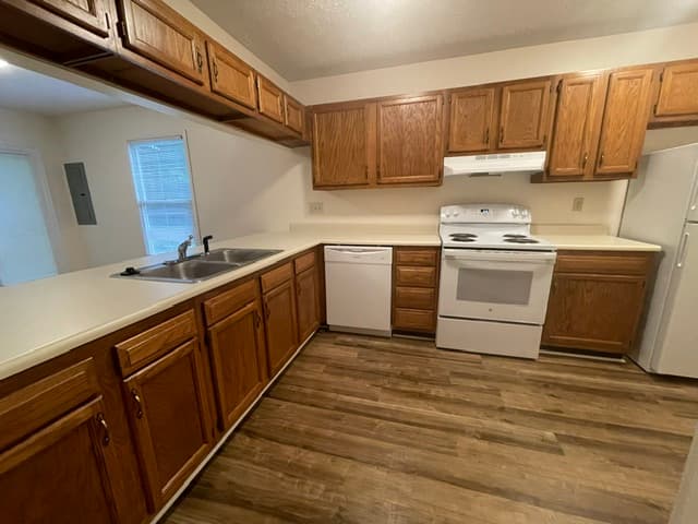 803 Parkway Vista Dr - Photo 5