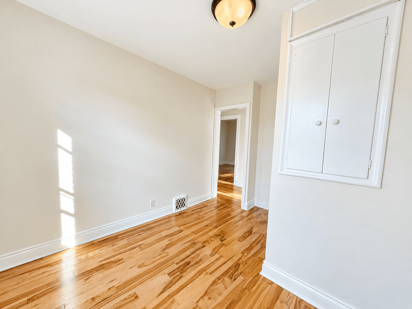 14 Brucedale St W - Photo 19