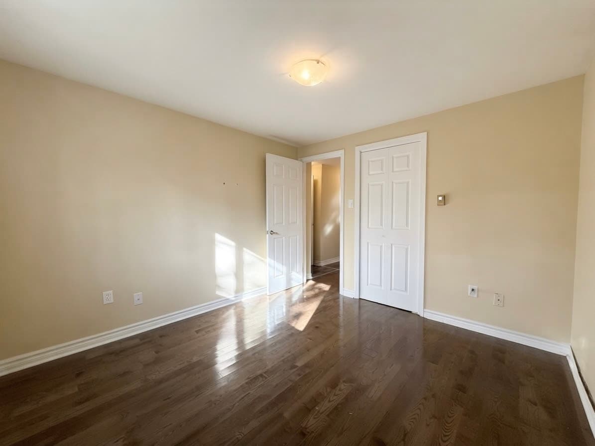 176 Howland Ave - 201 - Photo 17