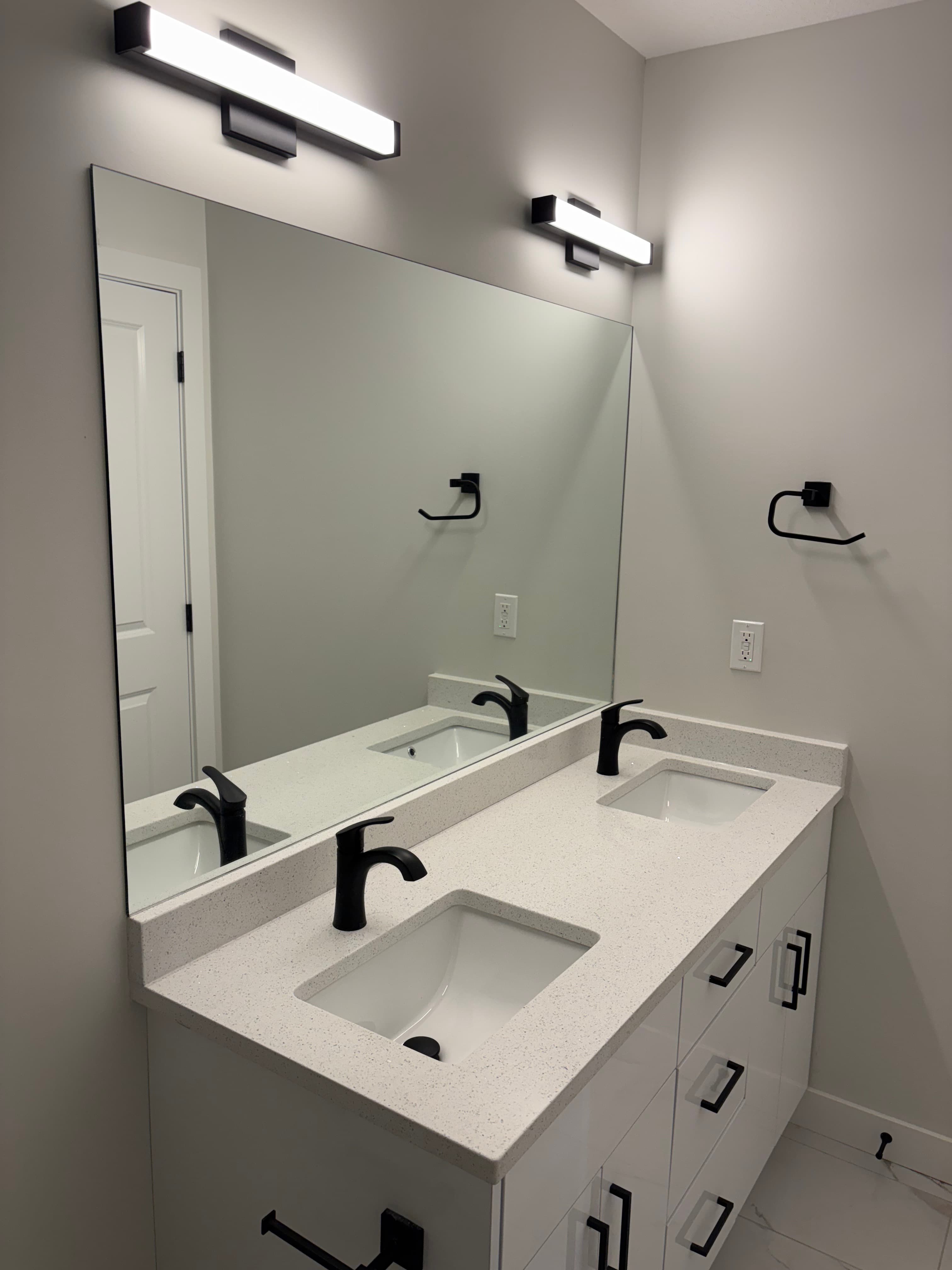 8907 123 Ave - Photo 6