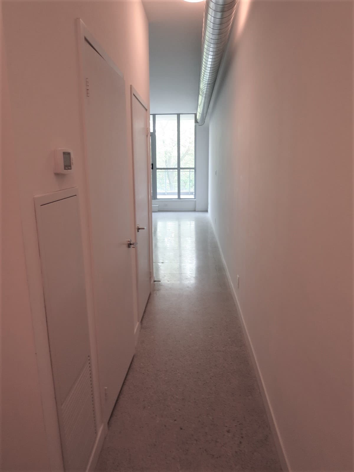 510 King St E - 413 - Photo 11